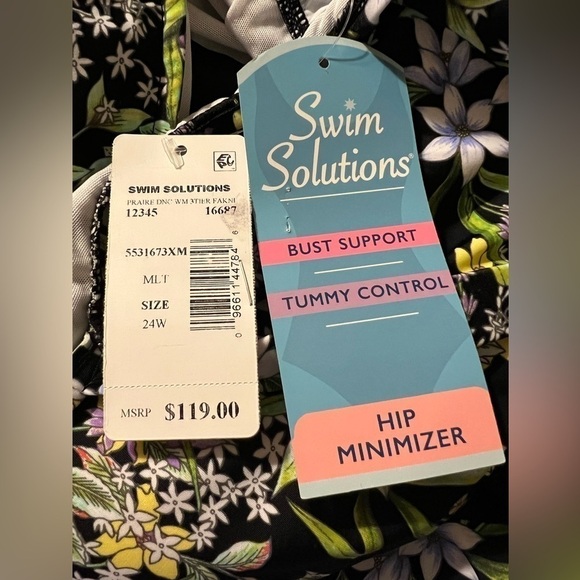 Swim Solutions one piece swimsuit 24W - Picture 6 of 7